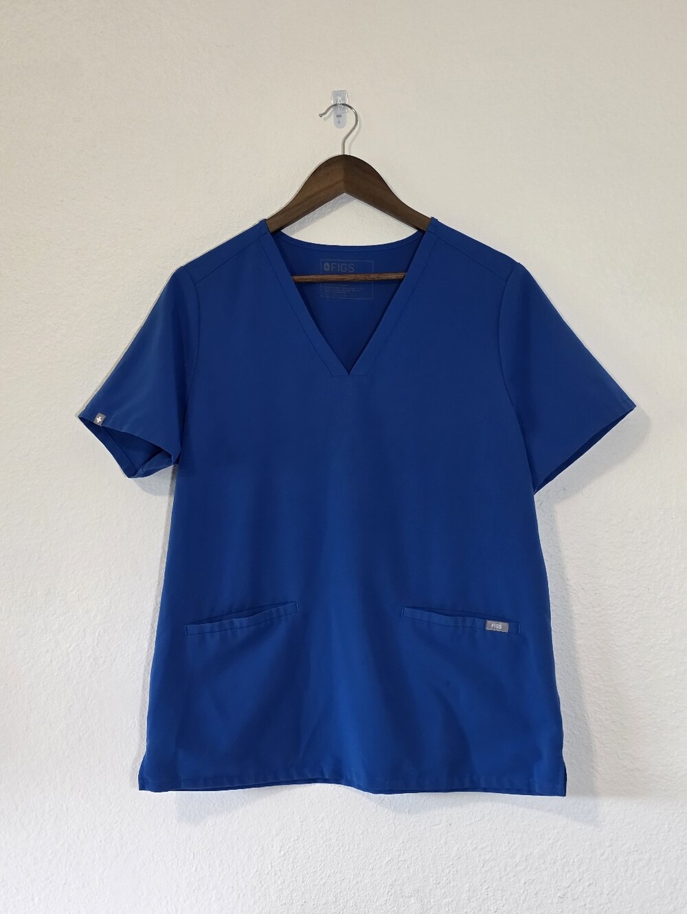 FIGS Royal Blue V-Neck Scrub Top Large Medical Uniform Nursing Technical Comfort